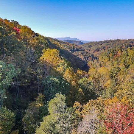 Nice View Fireplace, Hot Tub, Porch Bed, Private Sevierville Exterior foto